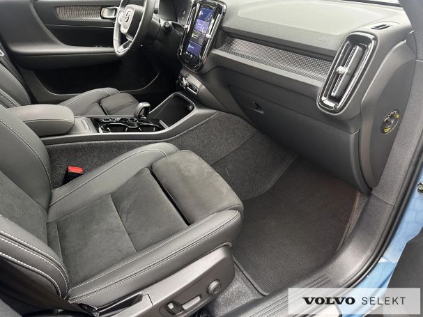 Volvo XC40 145 kW image number 9