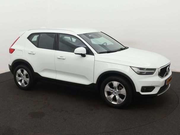 Volvo XC40 T3 Momentum Pro 120 kW image number 11