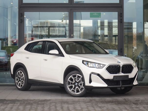 BMW X2 sDrive18d Advantage 110 kW image number 8