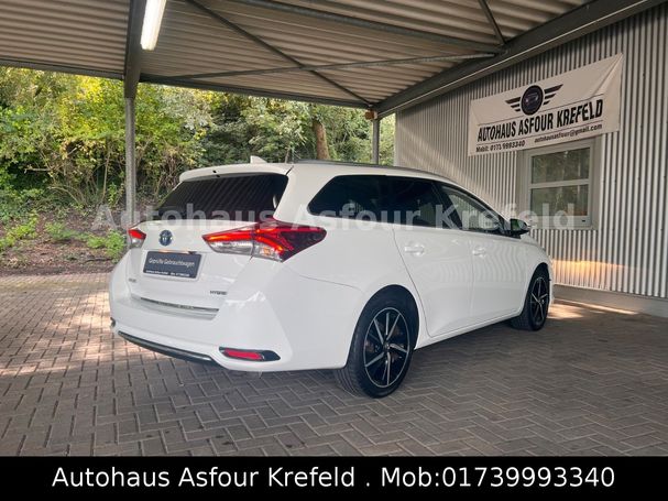 Toyota Auris Touring Sports Hybrid Edition S+ 100 kW image number 2