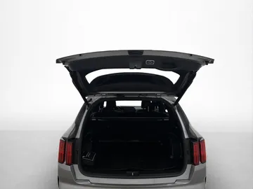 Car image 38