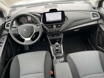 Car image 11