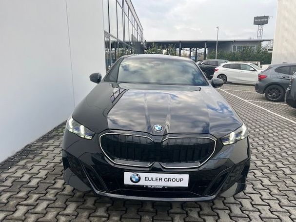 BMW 520i 140 kW image number 2