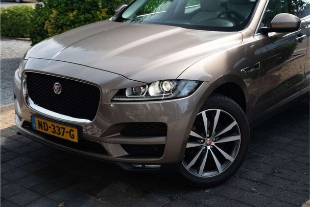 Jaguar F-Pace 20d AWD Portfolio 132 kW image number 28