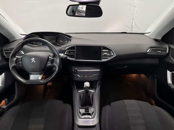 Peugeot 308 Allure 96 kW image number 4