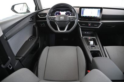 Car image 33