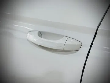 Car image 36