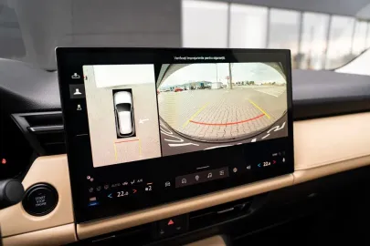 Car image 36