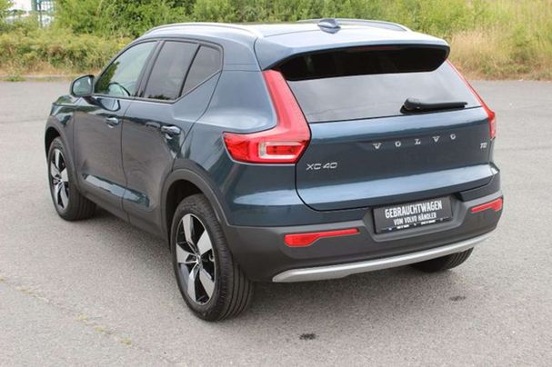 Volvo XC40 T2 Momentum 95 kW image number 7