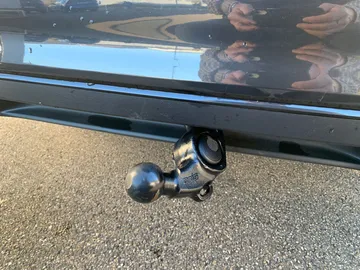 Car image 38