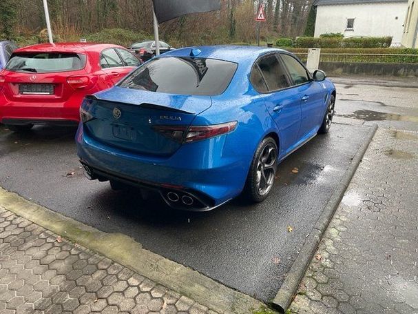 Alfa Romeo Giulia 2.9 V6 Bi-Turbo Quadrifoglio 375 kW image number 4