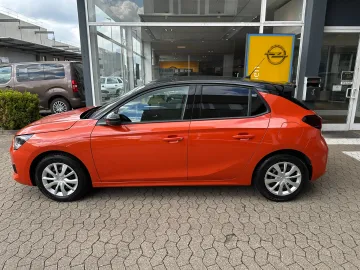 Car image 5