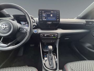 Car image 12