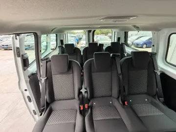 Car image 29