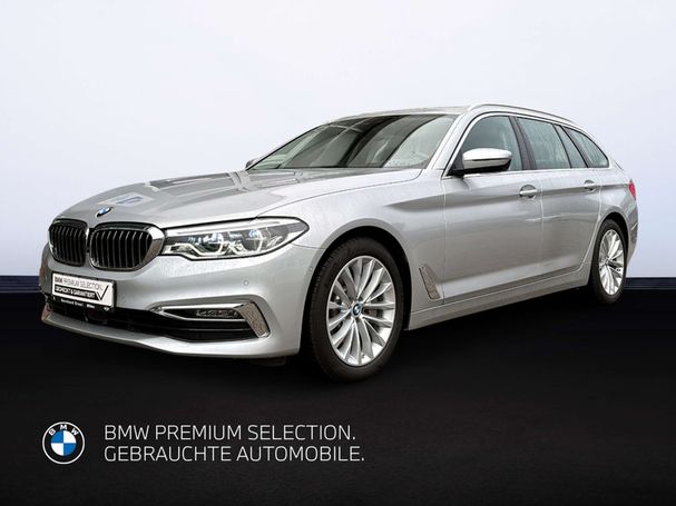 BMW 530d Touring Luxury 195 kW image number 1