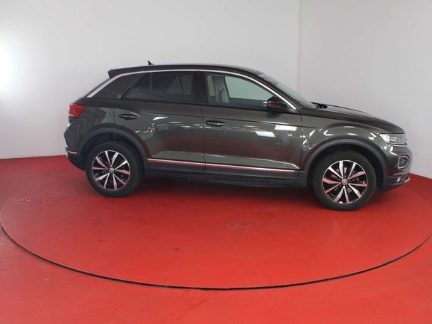 Volkswagen T-Roc 1.0 TSI Style 85 kW image number 23