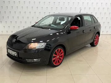 Car image 3