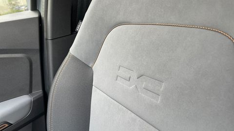 Car image 36