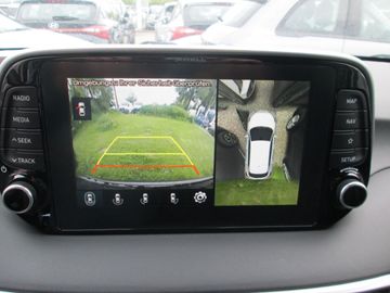 Car image 11