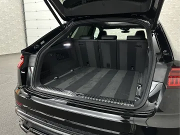 Car image 48