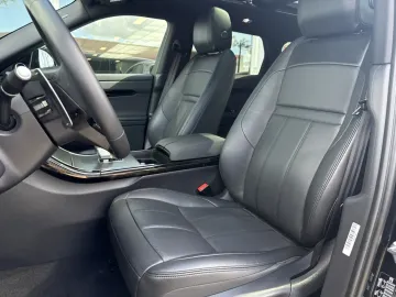 Car image 35
