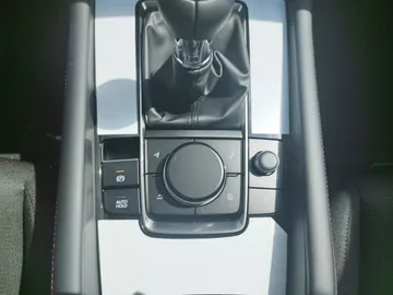 Car image 29