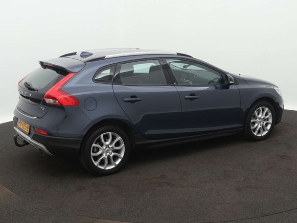 Volvo V40 Cross Country T3 112 kW image number 10