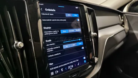 Car image 32