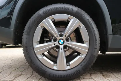 Car image 38