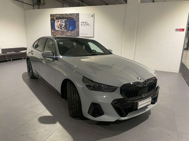 BMW 520d xDrive 145 kW image number 2