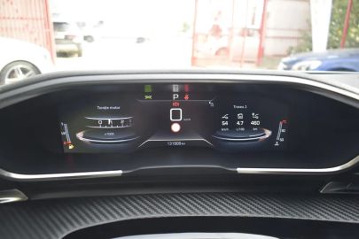 Car image 37