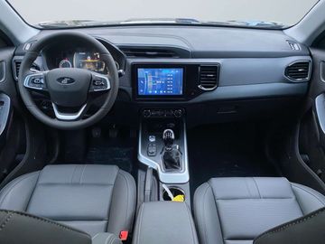 Car image 12