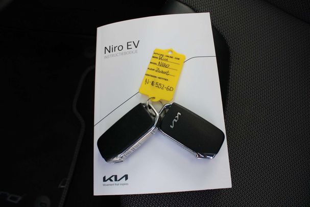 Kia Niro e 64 kWh 150 kW image number 34