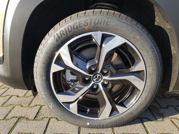 Car image 20