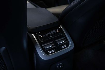 Car image 45