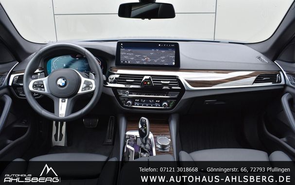 BMW 530d Touring M xDrive 210 kW image number 10