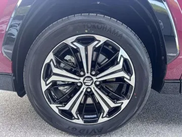 Car image 20