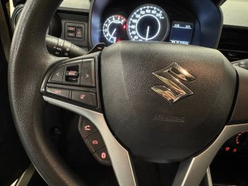 Car image 22