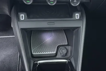 Car image 50
