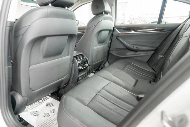 BMW 520d 140 kW image number 21