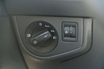 Car image 38