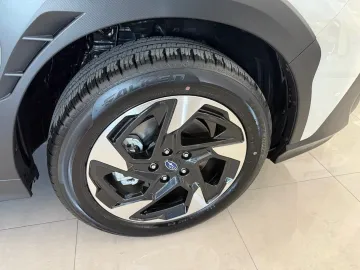 Car image 35