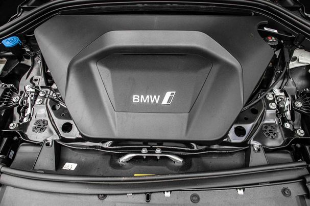 BMW iX1 xDrive30 M Sport 230 kW image number 17