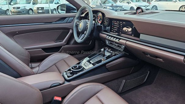 Porsche 992 Carrera 4S Cabrio 353 kW image number 22