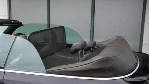 Car image 38