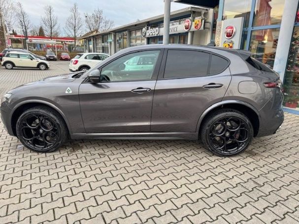 Alfa Romeo Stelvio V6 2.9 Bi-Turbo Quadrifoglio 375 kW image number 6