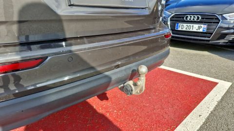 Car image 38