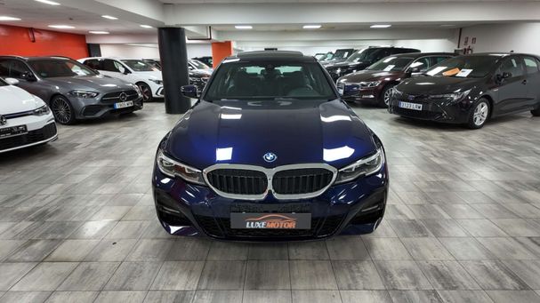 BMW 330e 215 kW image number 2