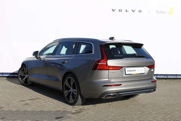 Volvo V60 T8 AWD Recharge 335 kW image number 4