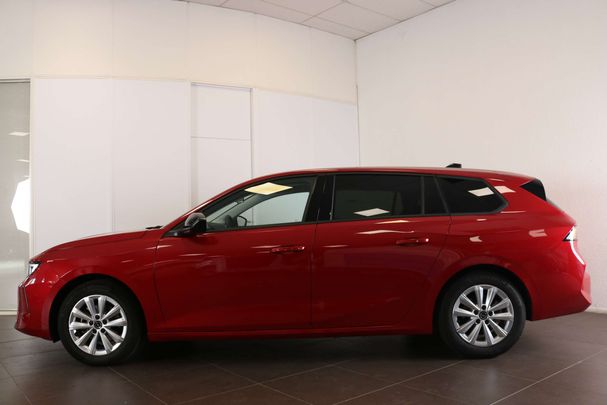 Opel Astra Sports Tourer 1.2 82 kW image number 4